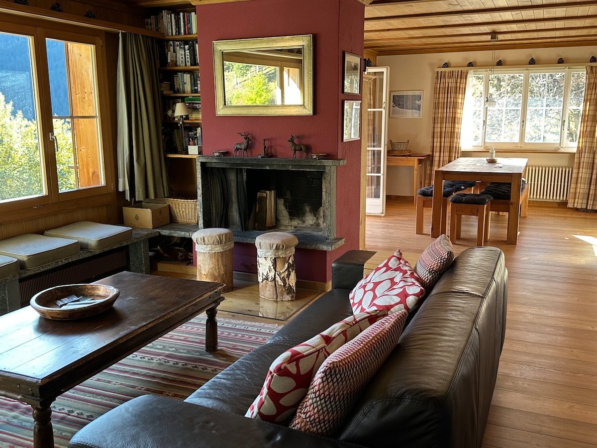 Top performing Airbnb: Stylish Chalet - Sleeps 8, Near Arosa in Arosa