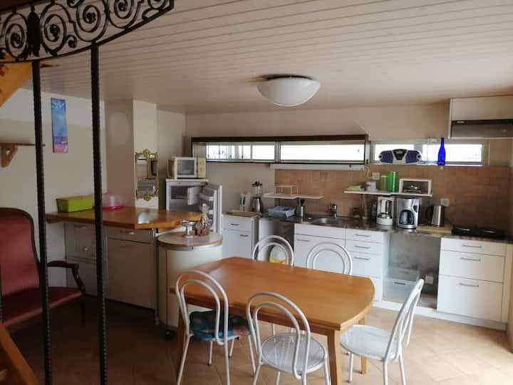 1 - 3 Zimmer, Bad, Teeküche Zur Alleinigen Nutzung - Konstanz