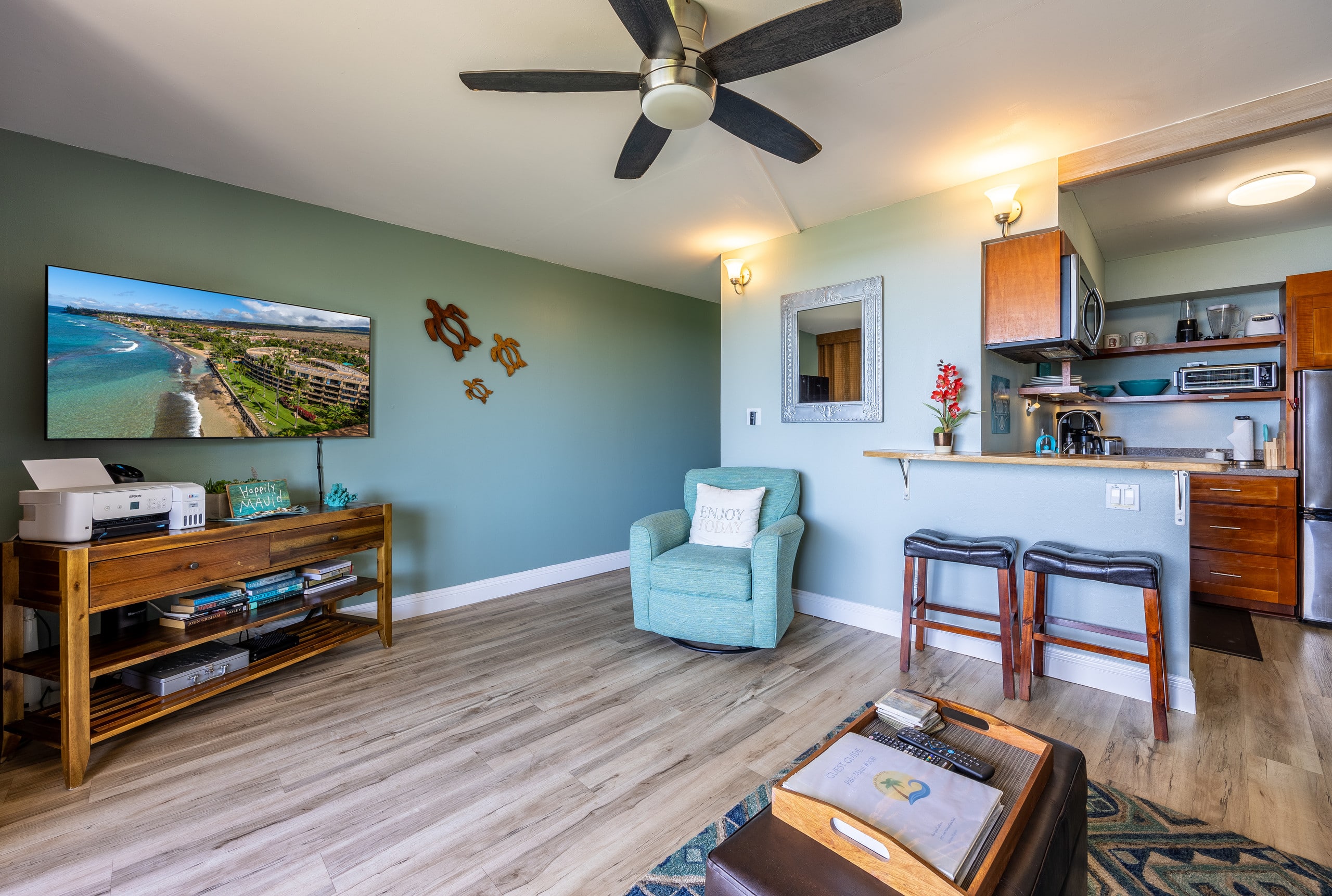 Condo in Lahaina · ★4.94 · 1 bedroom · 1 bed · 1 private bath - Image 27
