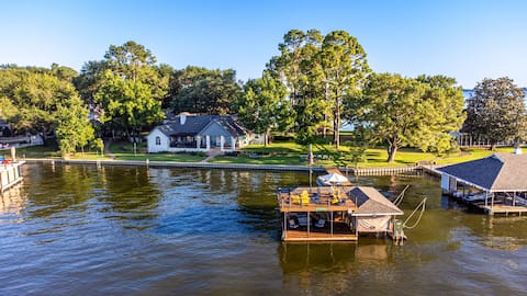 Waterfront Retreat w/ Game Room, Dock & Pool Table