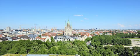 Erfolgreiche Airbnb-Immobilie: In 1 min to Oktoberfest - Great view of the city in Schwanthalerhöhe