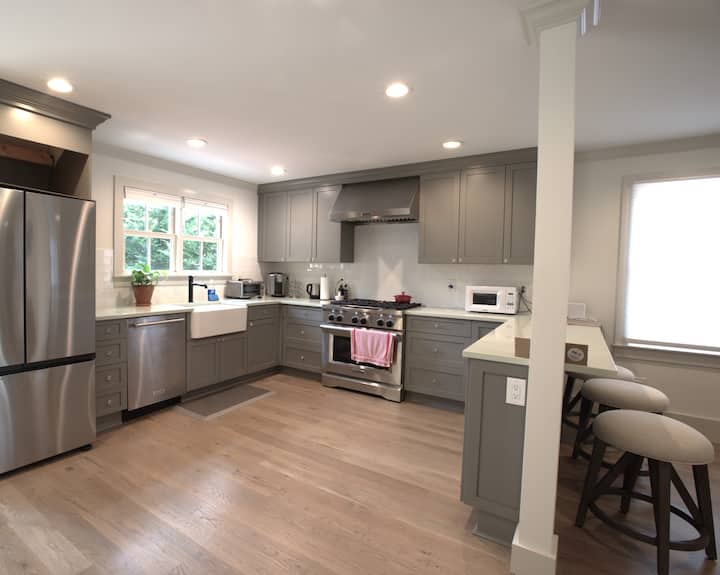 Summer Main Home plus cottage close to Main Street Houses for Rent in