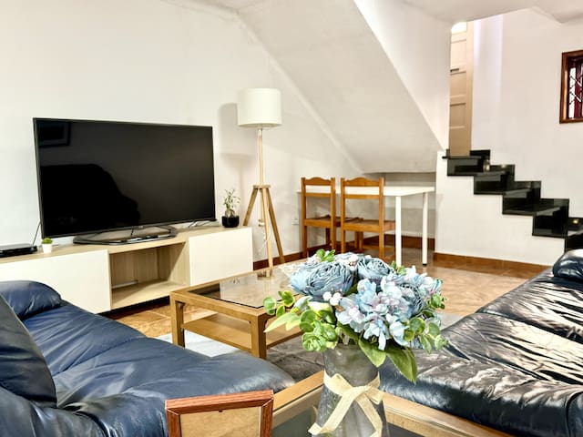 Family Retreat: 5 min to D. Luis I Bridge & Metro