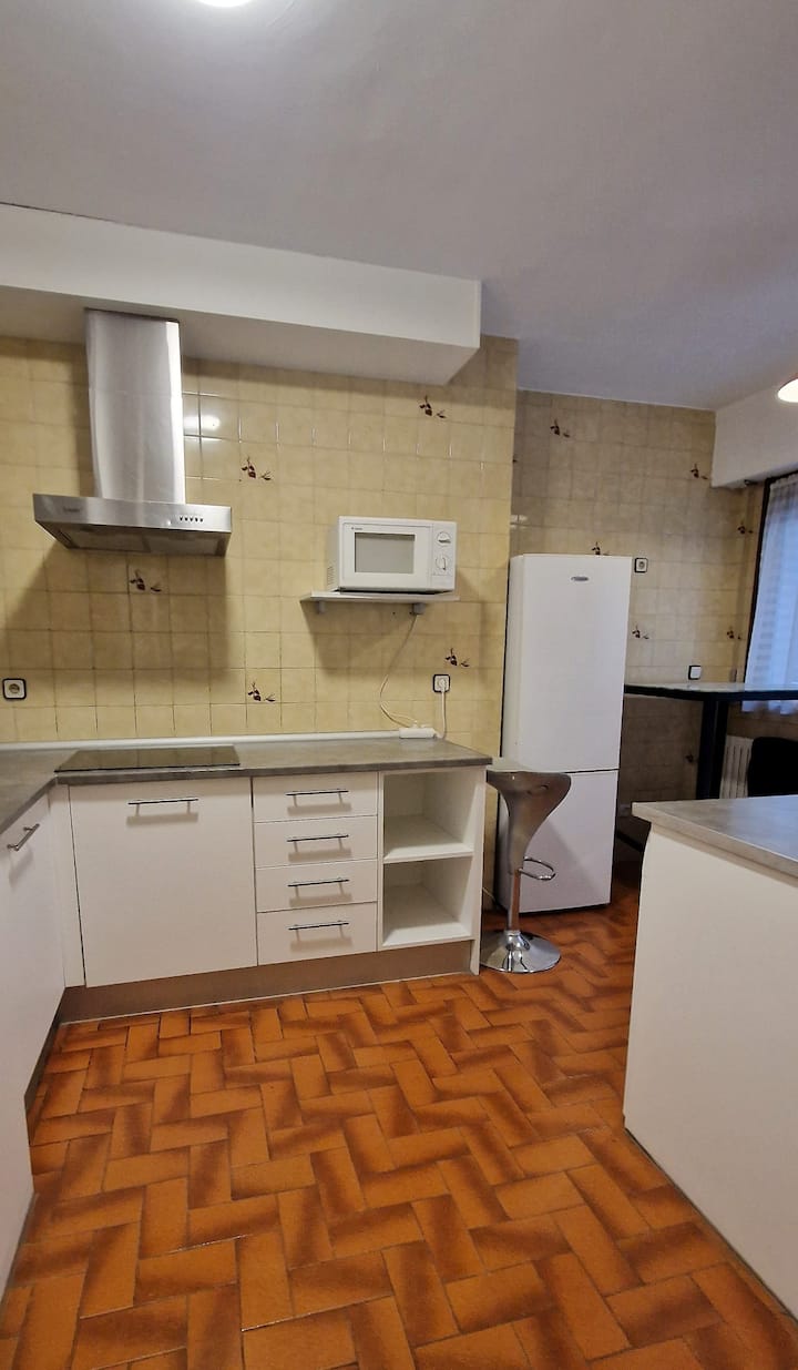 Habitación Con Baño Interior - Pamplona