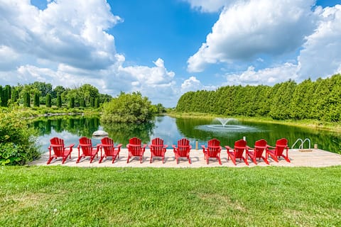 Lakeshore Farmhouse Retreat • Fishing •Nature Stay