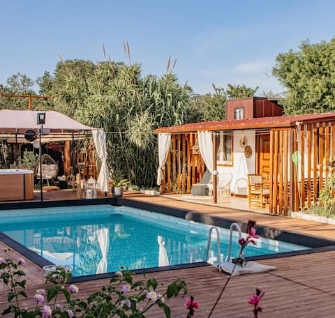 Morena happy bungalows with pool