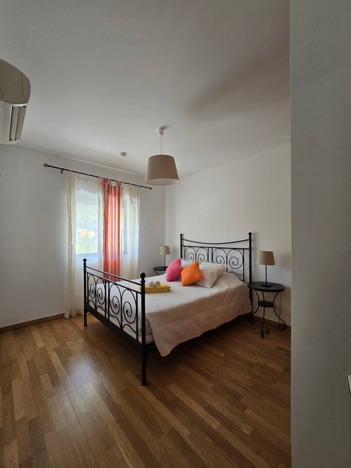 Dhomë gjumi 1