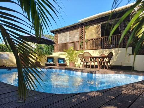 Pool, Zen & Cool 7 mins walk from the beach