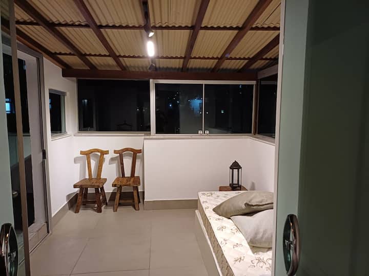 საძინებელი 4