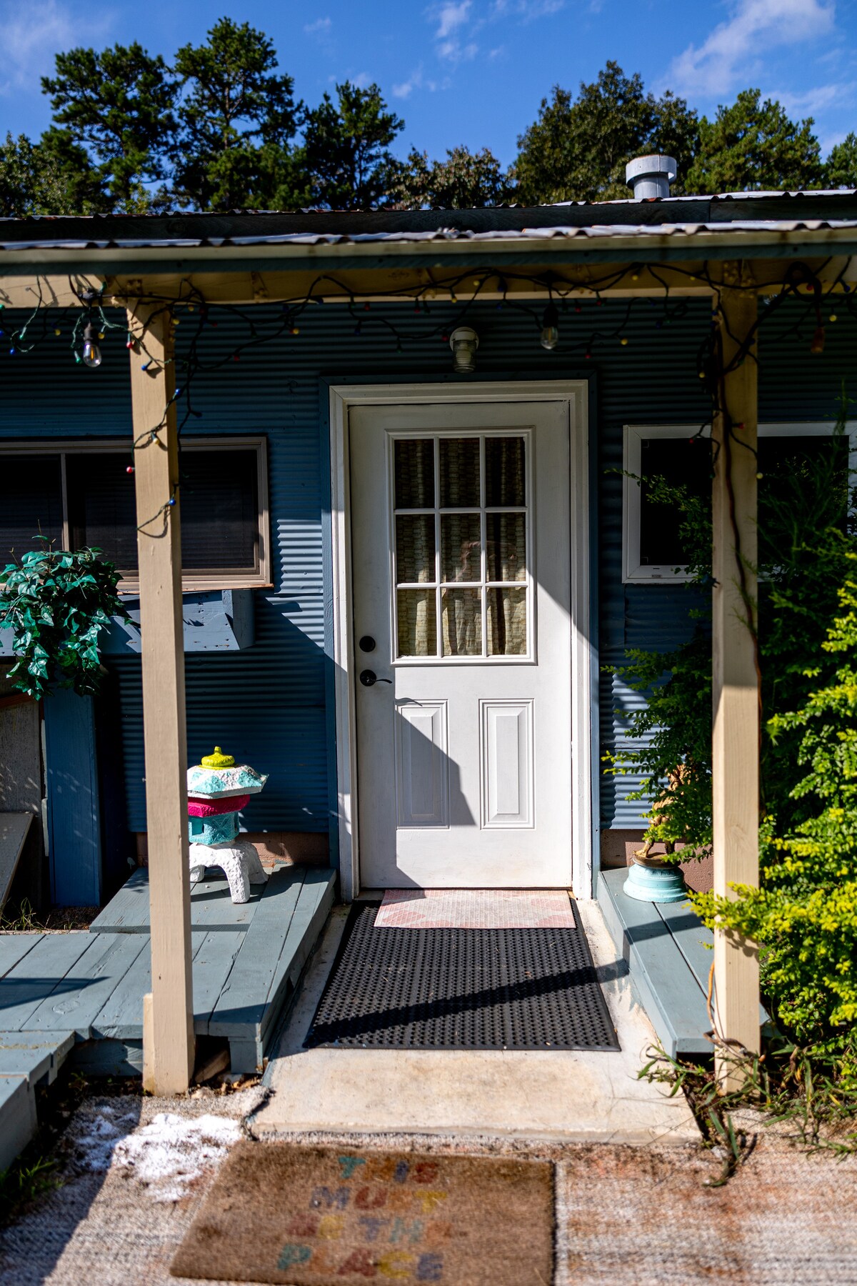 Unique Renovated Chicken Coop Spacious Whole Home - Barns for Rent in  Homer, Georgia, United States - Airbnb