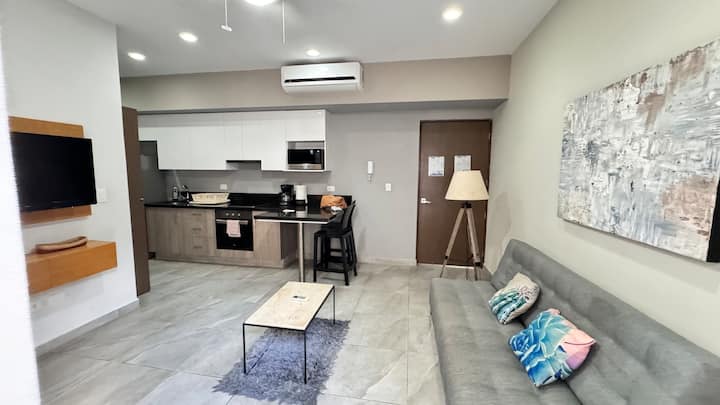 Pool & Gym, Parking | Downtown Playa | 1 Bedroom - 플라야 델 카르멘