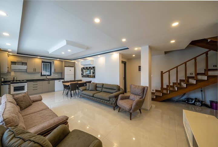 Göcek Merkez D-marina,kordon 950m Havuzlu,jakuzili - Göcek
