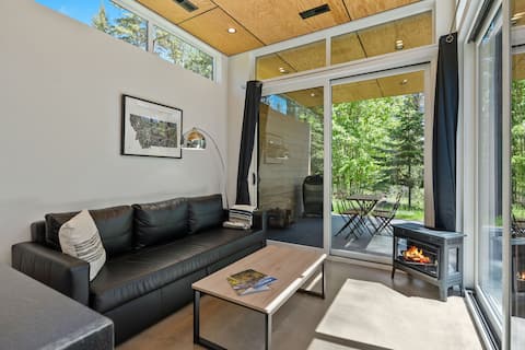Popular Airbnb listing: The Bitterroot at Stoner Creek Cabins in Lakeside