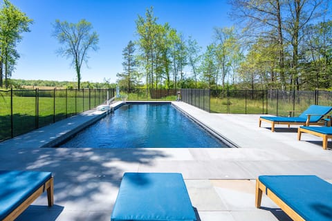 Modern Luxury Villa w/ Pool & Fire Pit