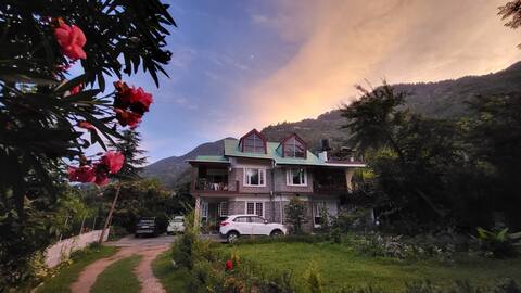3BHK Cottage Raison (Manali) (Garden + Parking + Wi-Fi)
