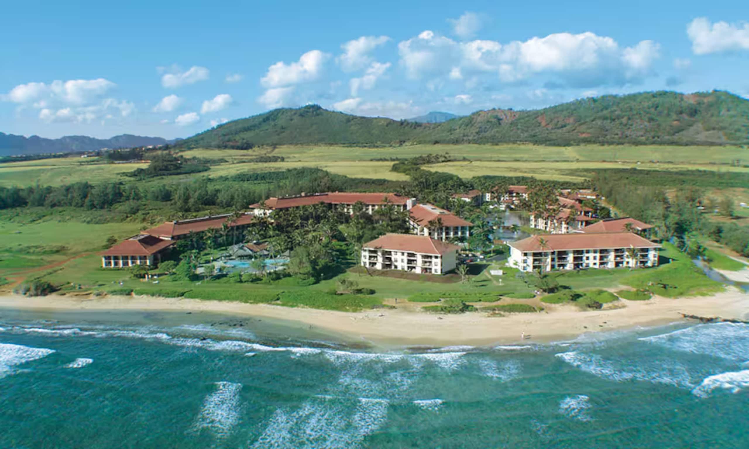 Resort in Lihue · ★4.45 · 1 bedroom · 1 bed · 1 private bath - Image 9