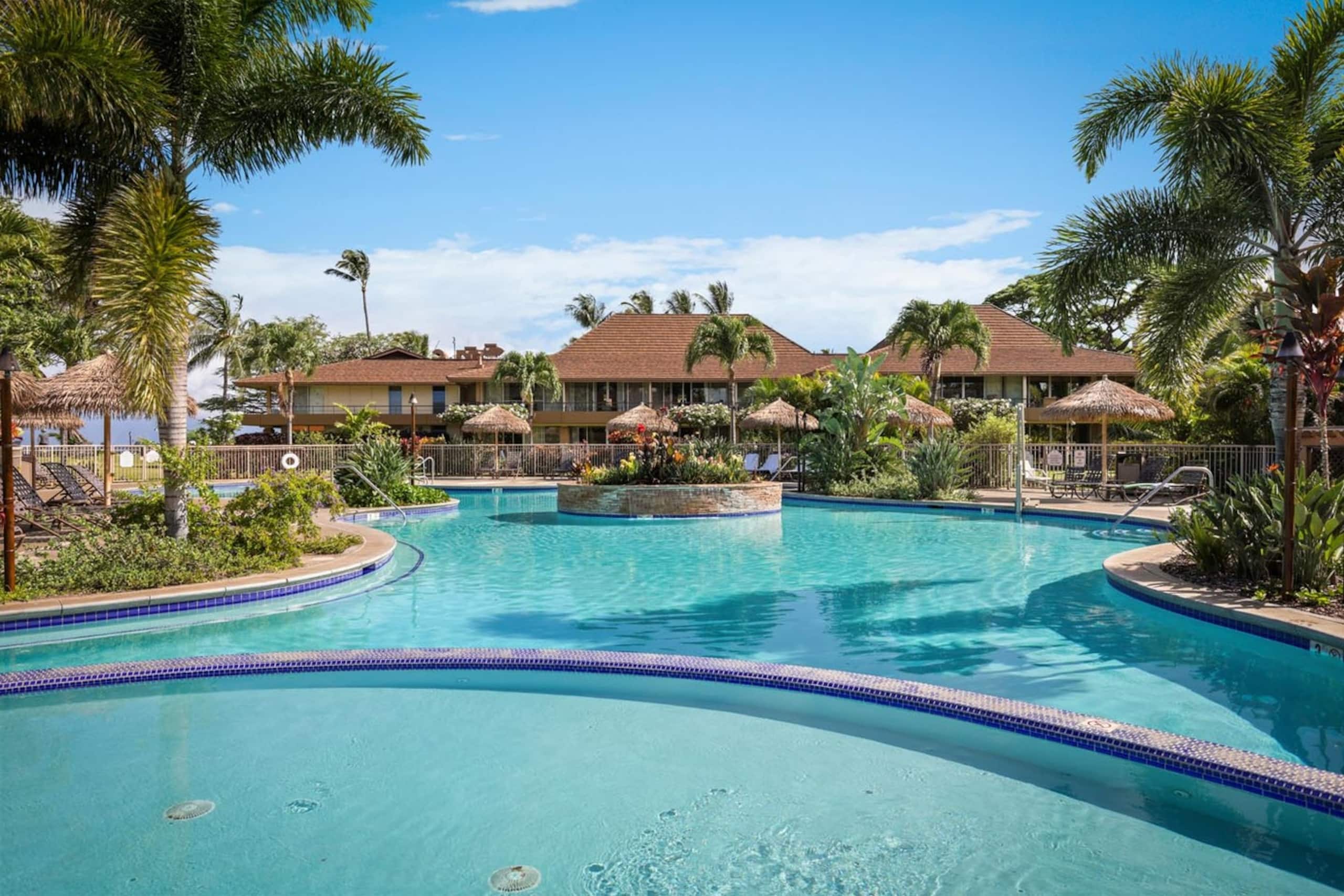 Resort in Lahaina · ★5.0 · 1 bedroom · 2 beds · 1 private bath - Image 22