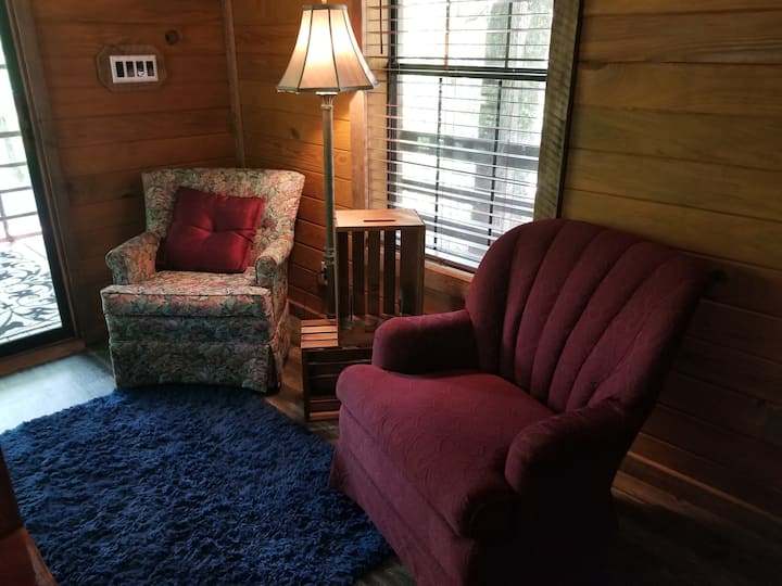 Rest & Relax In Our Tiny House In The Woods! - Providence Canyon State Park, Lumpkin
