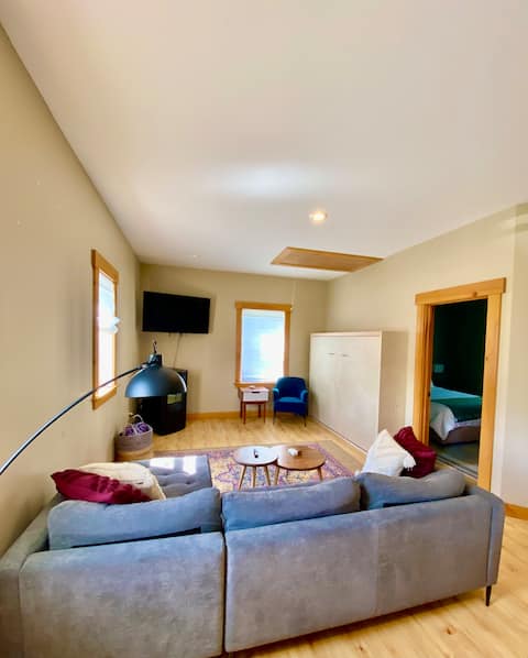 Successful Airbnb property: Spacious & Bright Apartment in Rangeley in Rangeley