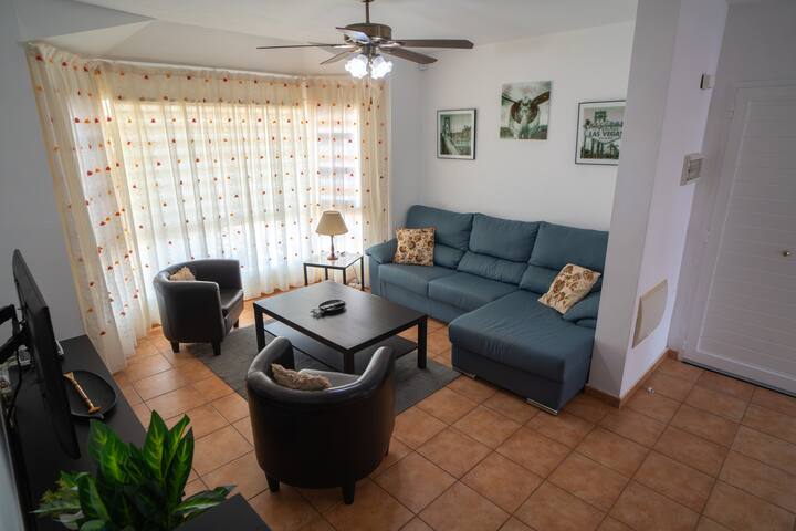 Bonita Casa Con Piscina Privada Y Aparcamiento - Fuerteventura