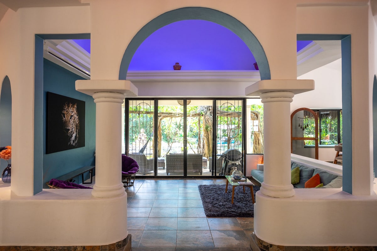 Anuncio de Airbnb popular: Toh Ha Spa 3 Bedroom Unique Stay w/ Private Cenote en Puerto Aventuras