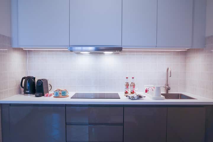 Cozy Flat Near Airport & Beaches, Private Parking - Olbia