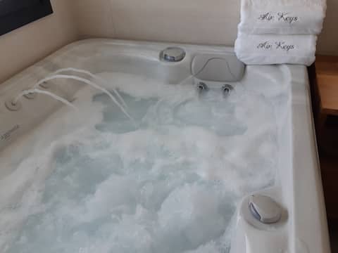 "Rêve de Ré" Suite AixKeys 35 m² private jacuzzi
