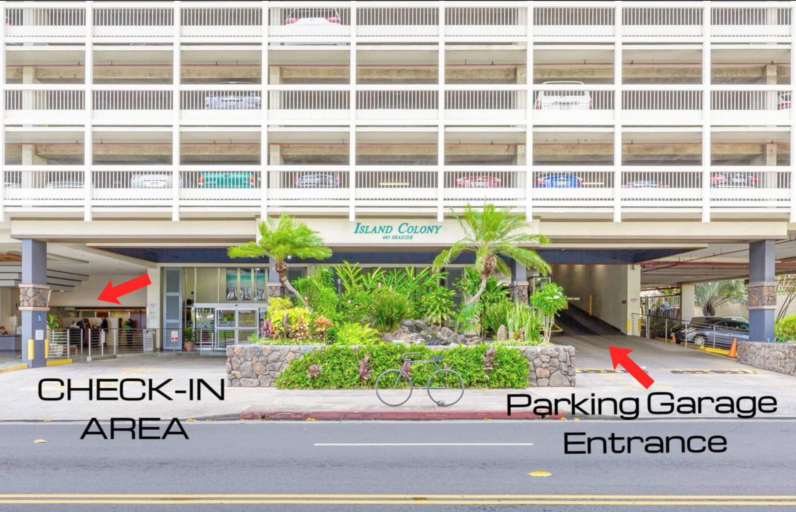 Condo in Honolulu · ★4.94 · Studio · 1 bed · 1 private bath - Image 41