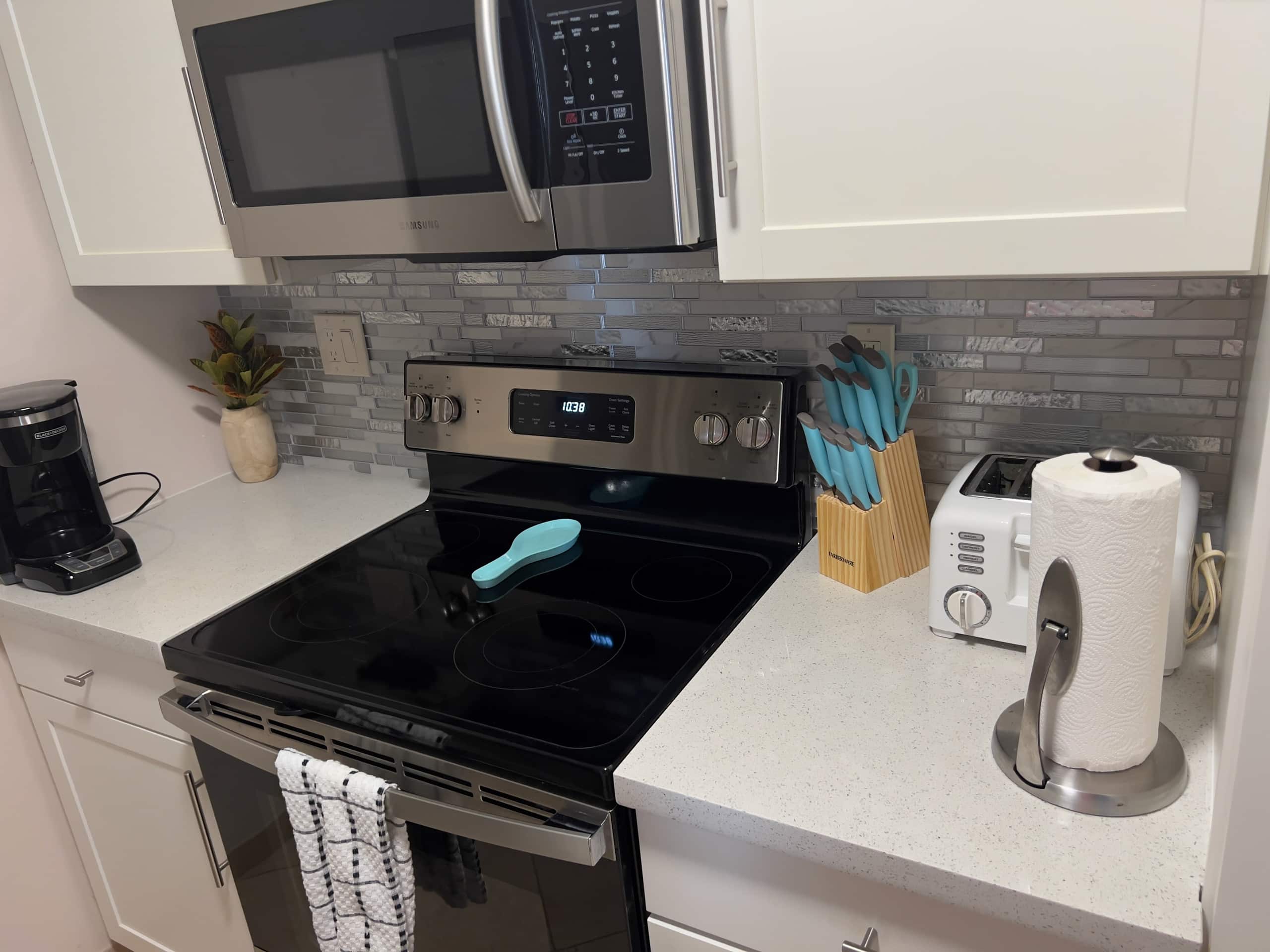 Condo in Lihue · ★4.92 · 1 bedroom · 1 bed · 1 bath - Image 8