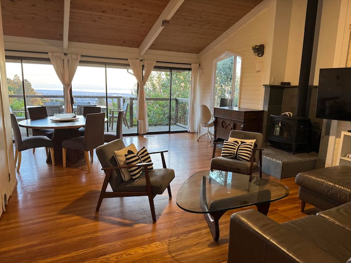 Beautiful House In The Nature - Kensington, CA