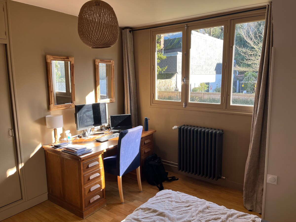 საძინებელი 2