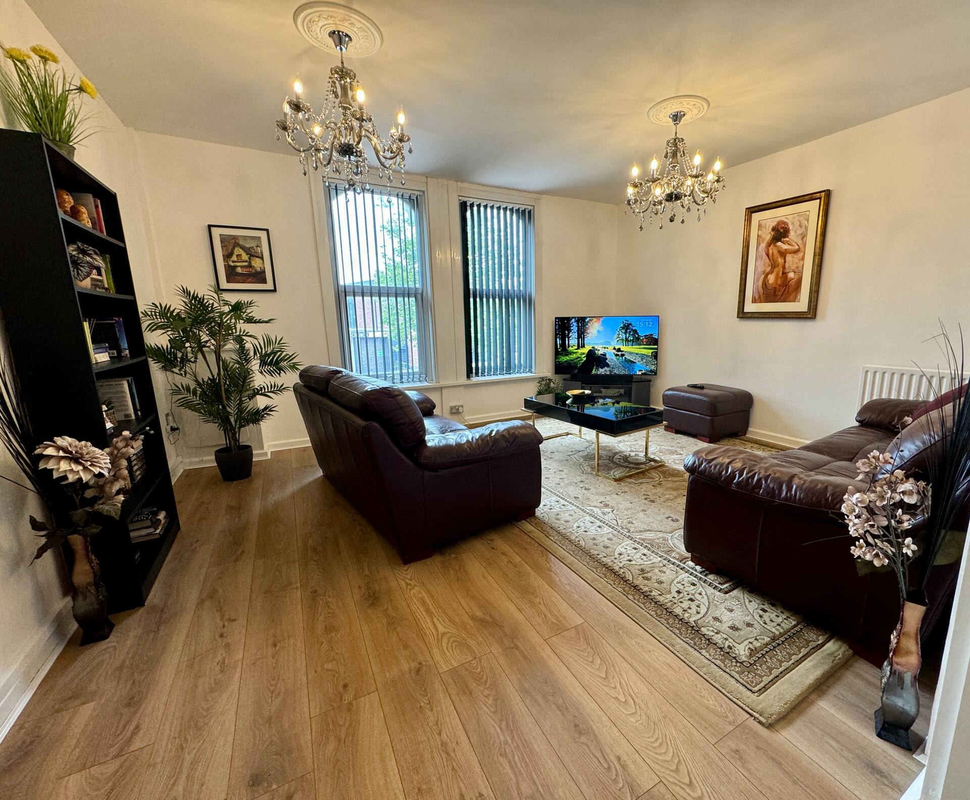 Lovely 2 bed Apartment, Arnold Town centre.
