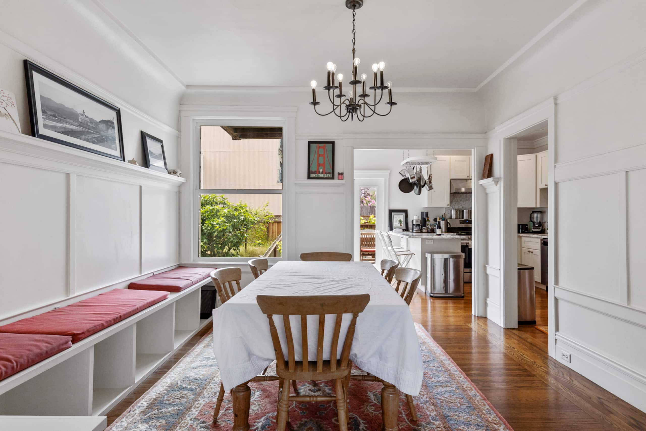 Home in San Francisco · ★4.93 · 3 bedrooms · 4 beds · 2.5 baths - Image 8