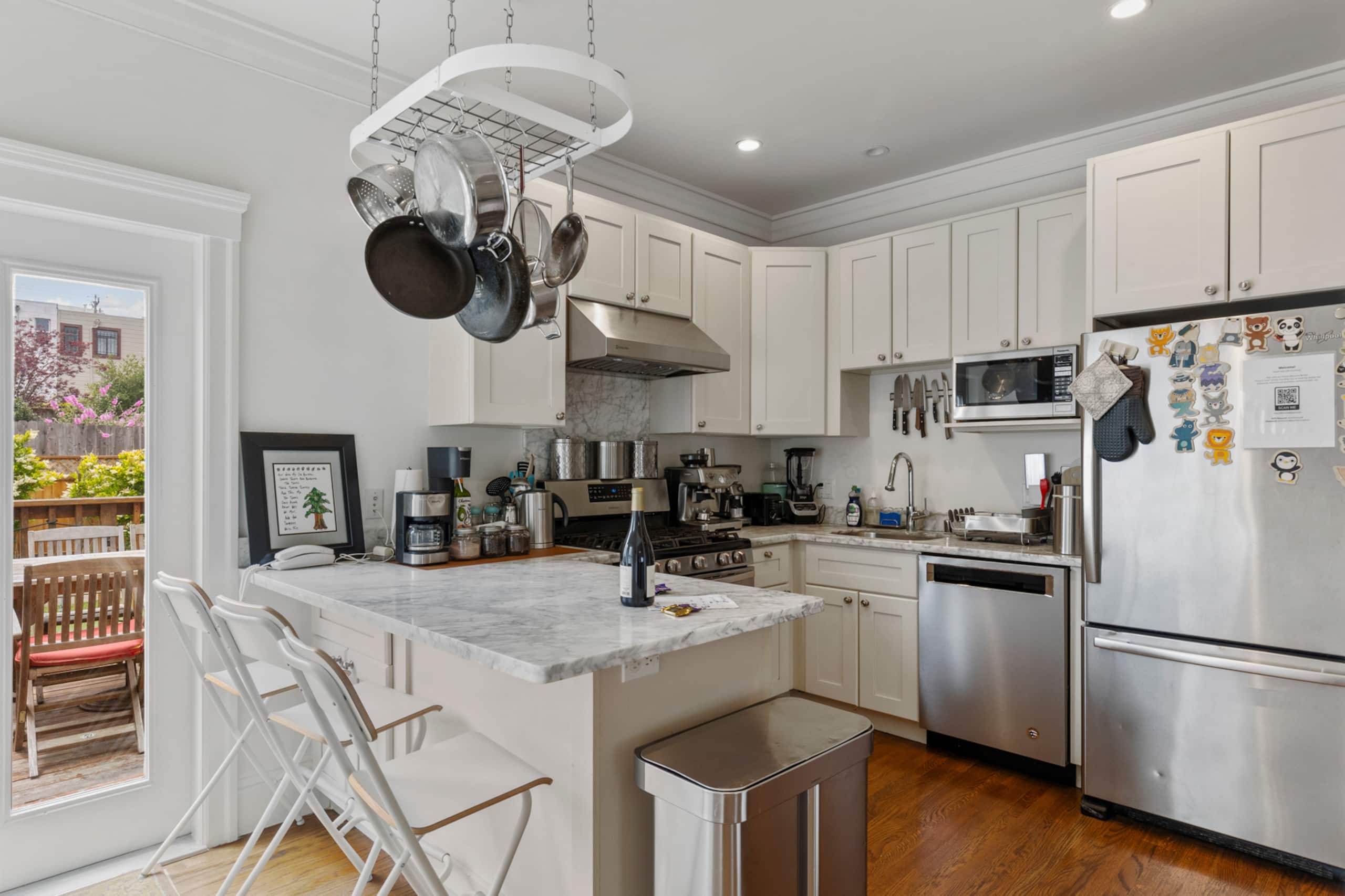 Home in San Francisco · ★4.93 · 3 bedrooms · 4 beds · 2.5 baths - Image 7