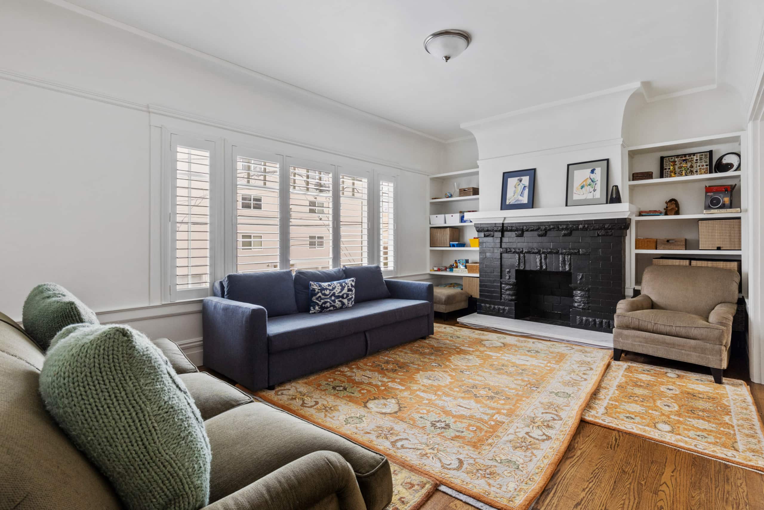 Home in San Francisco · ★4.93 · 3 bedrooms · 4 beds · 2.5 baths - Image 11