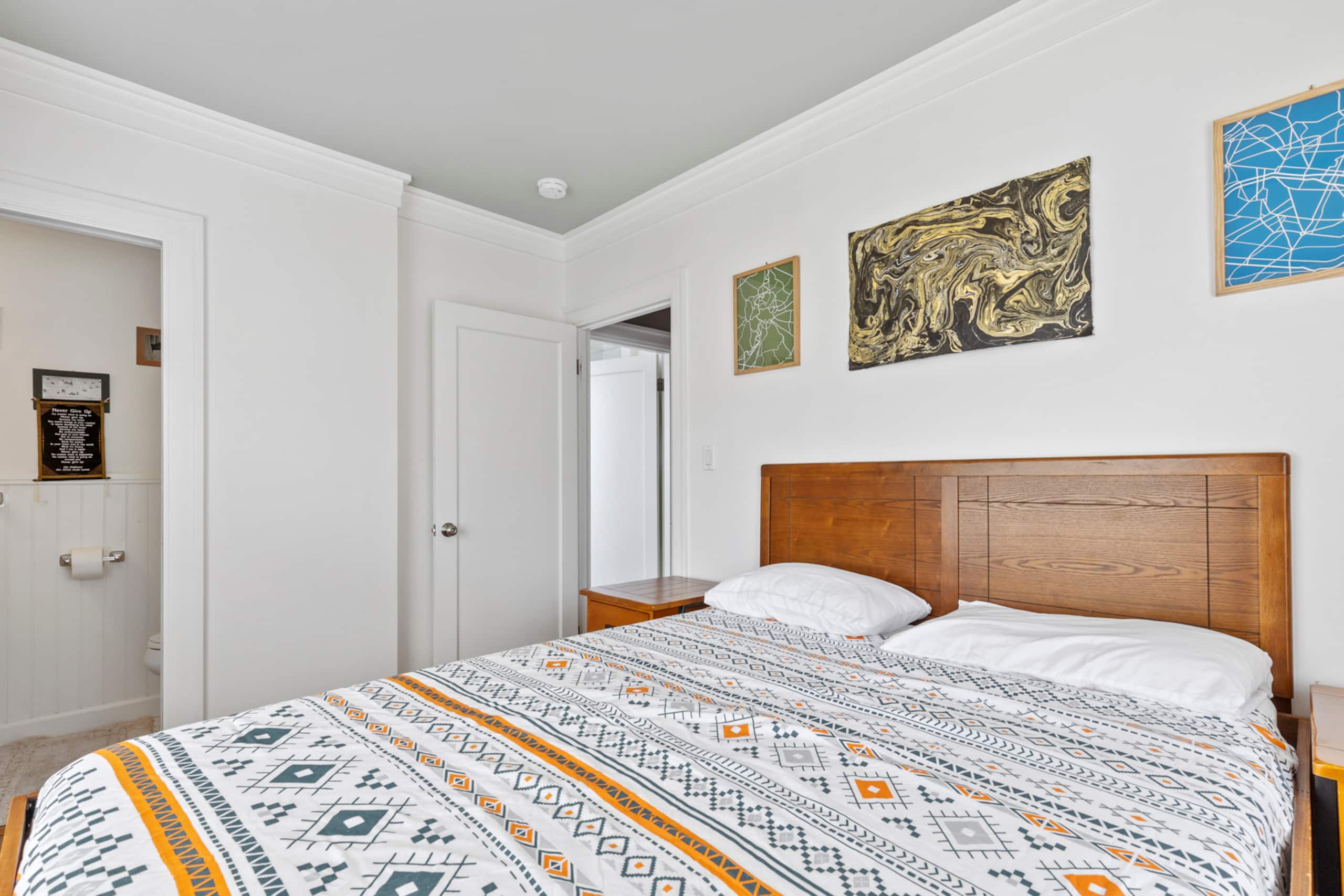 Home in San Francisco · ★4.93 · 3 bedrooms · 4 beds · 2.5 baths - Image 37