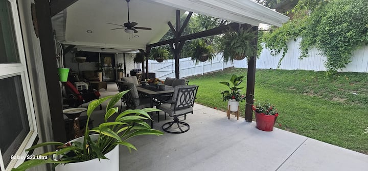 Beautiful Cozy Apartment With Parking On Premises. - Nashville, TN