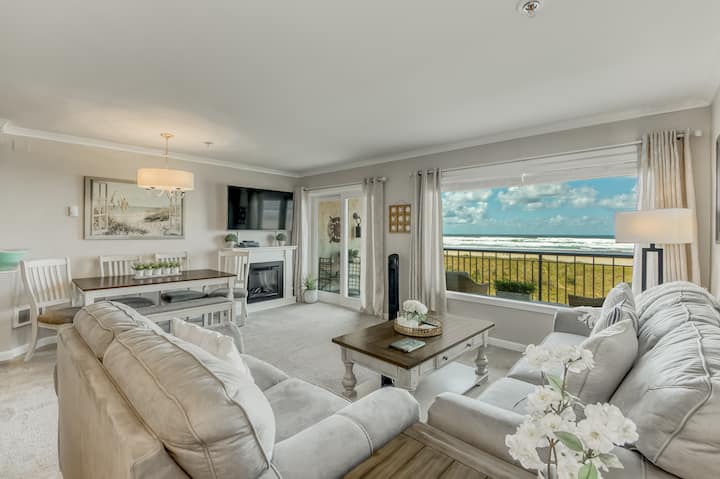 Oceanfront 3rd Floor Balcony 2 Blocks To Turnaroun - Seaside, OR