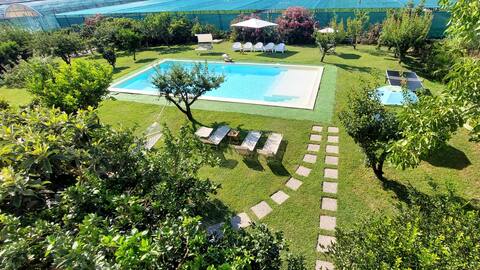 Relax villa with swimming pool in Tonnarella floor 1
