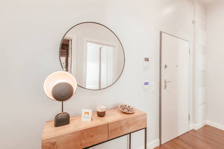 Elegant & Sophisticated Campo Ourique by GT House gallery image 5