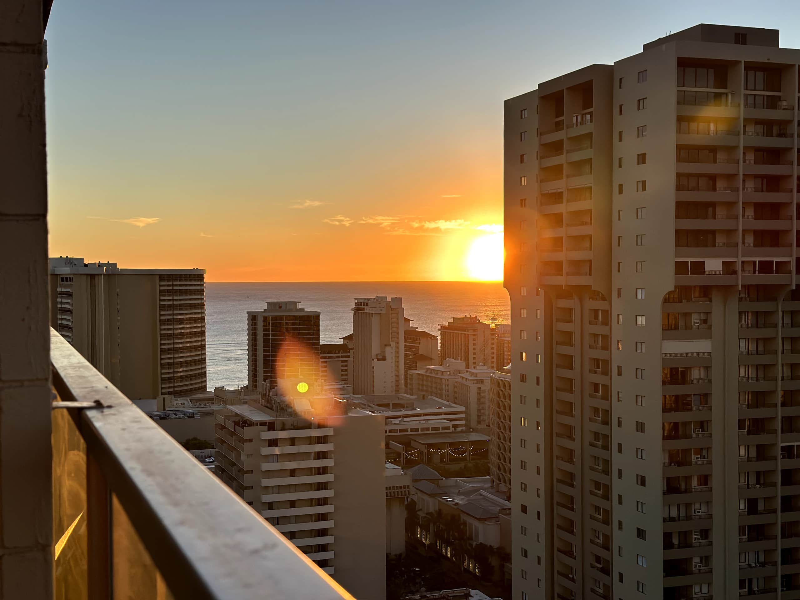 Condo in Honolulu · ★4.81 · Studio · 2 beds · 1 private bath - Image 82