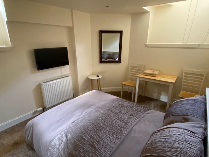 Spacious King / Twin Room Close To The City Centre - Édimbourg
