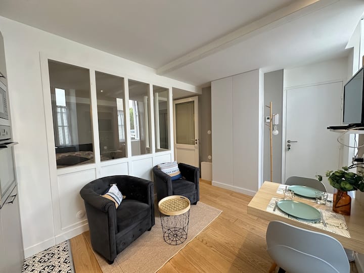 T1bis  Cosy Entièrement Rénové En Centre-ville - La Rochelle