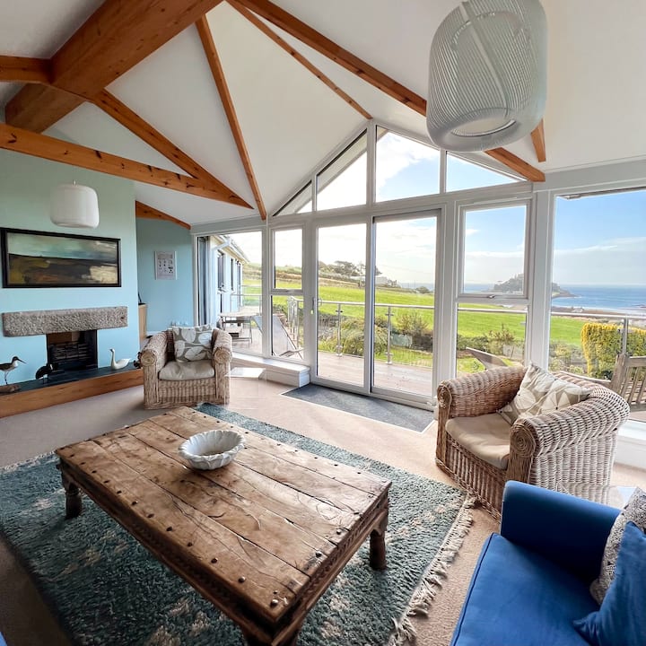 Large Holiday Home In Marazion With Sea Views - Saint Ives