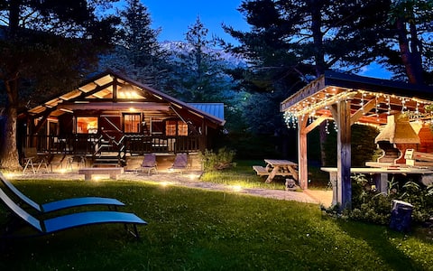 Chalet l'écrin du bonheur, wooded garden, swimming pool