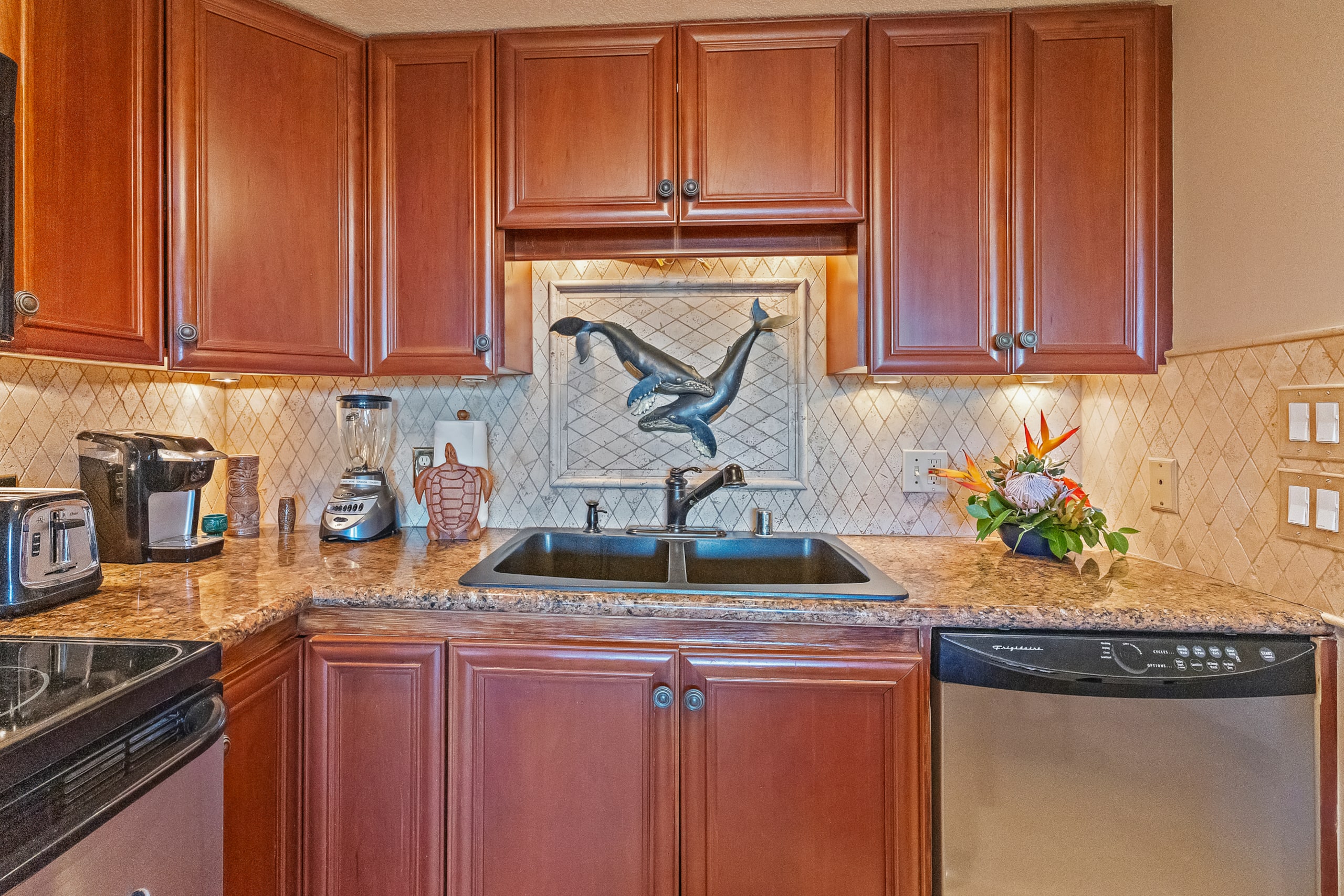 Condo in Kihei · ★4.9 · 1 bedroom · 1 bed · 2 baths - Image 6