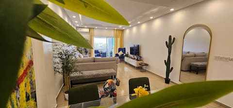 AfroChic apt in Z4. . Daily Housekeeping