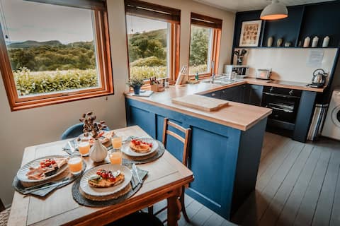 Spacious 1 bedroom barn conversion Skye