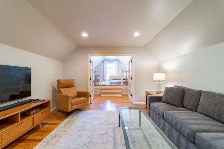 Charming Guest House By Marietta Square - Marietta, GA