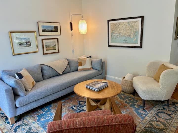 Crooked Road Cottage, Cozy Coastal Retreat - Bar Harbor, ME